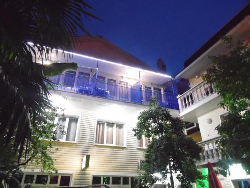 Guest House Lazurny Briz