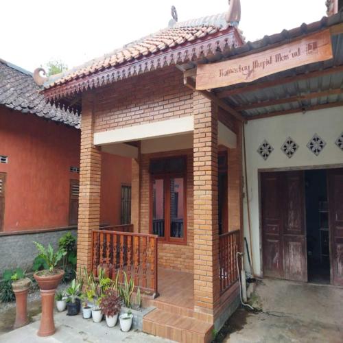 Borobudur Kampung Homestay - MUFID MAS'UD