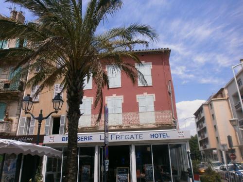 Hotel Restaurant La Frégate - Hôtel - La Seyne-sur-Mer