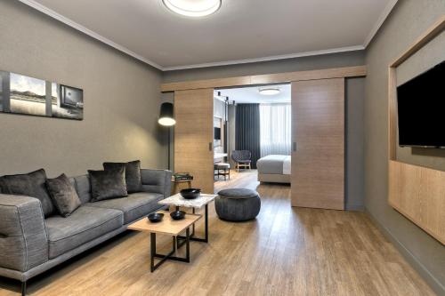 Porto Palace Hotel Thessaloniki - image 8