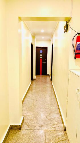 Half Moon Palace Chennai – Chennai, IL