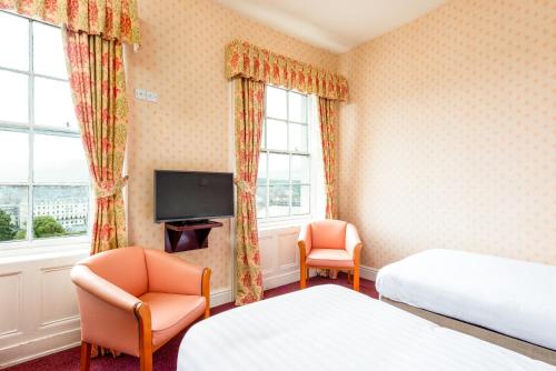 The Esplanade Hotel - image 2