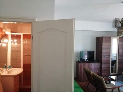 Apartment with Balcony image 10