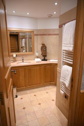 The Originals Boutique Hôtel Le Rempart Tournus - image 12