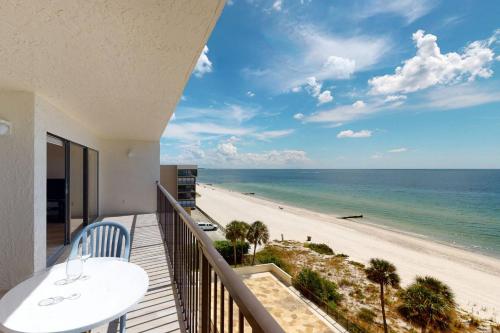1-703 - Ocean Sands in St Pete Beach, USA