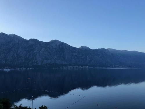 A Brand New 2 Bedroom Apartment with a Stunning View