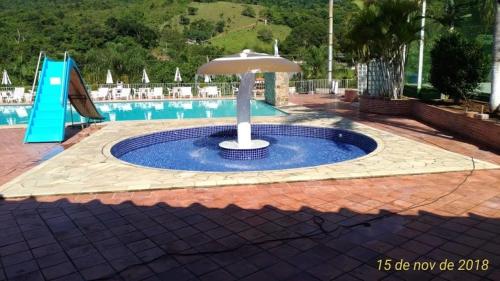 FLAT MODERNO no Cavalinho Branco com PISCINA AQUECIDA