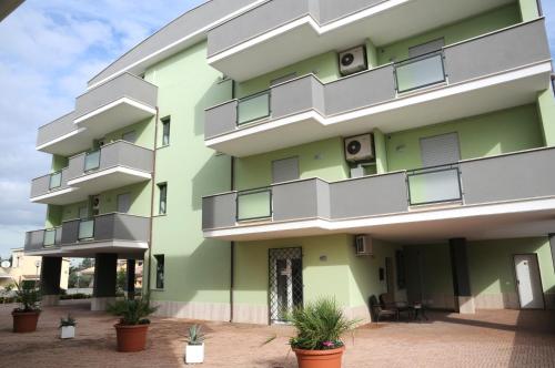 Isa Fiumicino Airport Residence