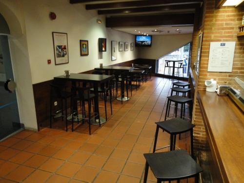 Los Arcos - image 11