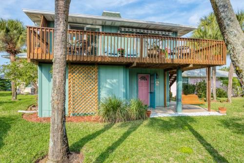 Seashell House in Coquina Gables, USA