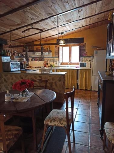 LA HUETA PRIMERO in Orcera