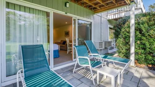 East Hampton House Resort