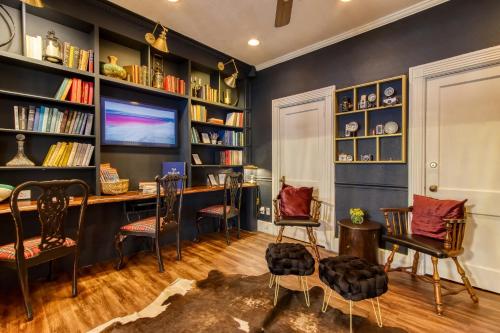 New Hotel Collection Downtown St Pete - 레크레이션 시설