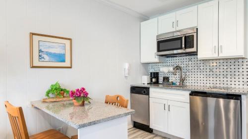 East Hampton House Resort