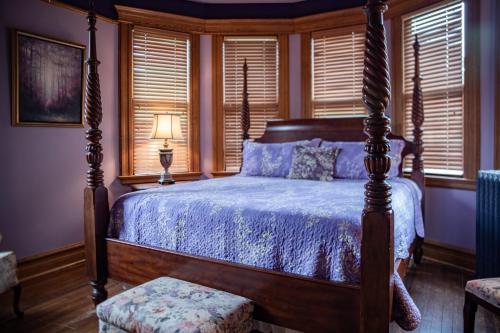 1 queen bed