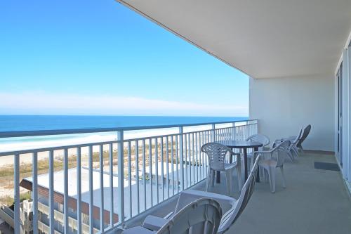 Carousel Condos - image 14