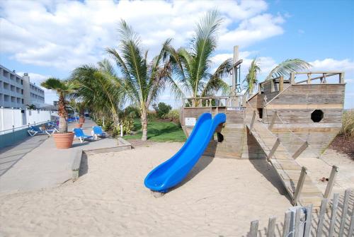 Carousel Condos - image 10