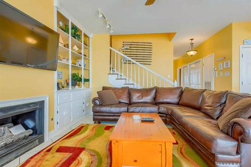 Fernhill By The Sea by Meyer Vacation Rentals Gulf Shores Alabama