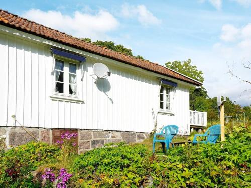 5 person holiday home in FISKEB CKSKIL - Fiskebäckskil