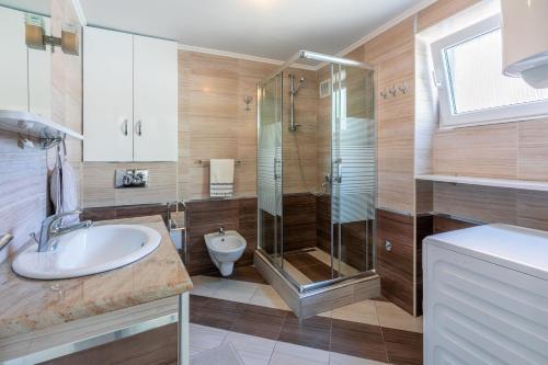 House Ruzica - image 5