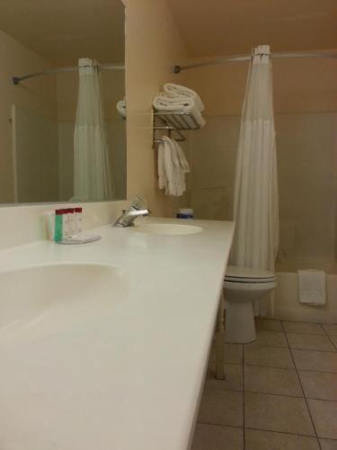 Ramada by Wyndham Los Angeles/Wilshire Center, Los Angeles (fotografie 10)