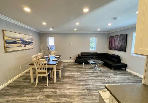 Newly Built Townhouse - Prime Hollywood Location in Los Angeles, USA