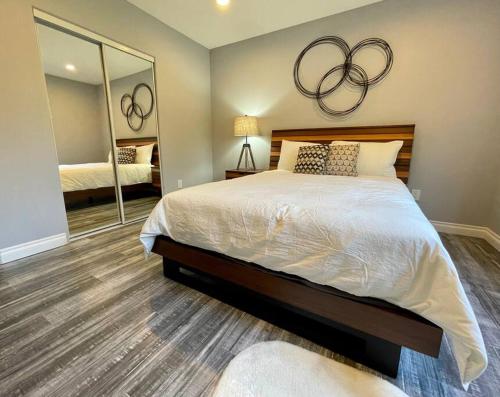 Newly Built Townhouse - Prime Hollywood Location in Los Angeles, USA