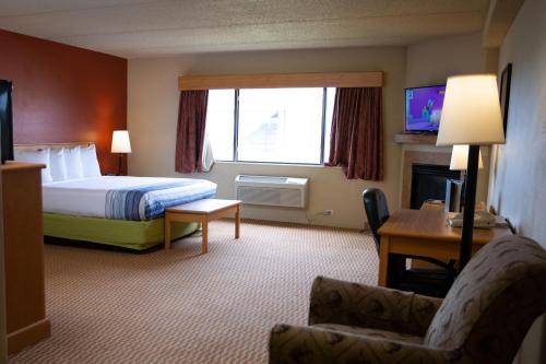 AmericInn by Wyndham Pampa Event Center - image 6