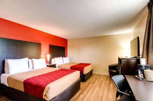 Econolodge Inn & Suites St-Apollinaire