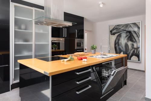 Luxury Villa Callao private heated pool Free Car except Christmas in Tenerife
