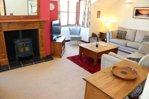 Beautiful 4-bed House Polperro With Harbour Views, Polperro, Cornwall