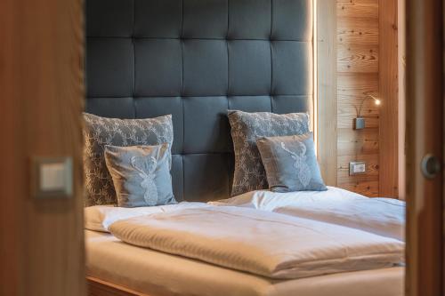 Deluxe Two-Bedroom Apartment