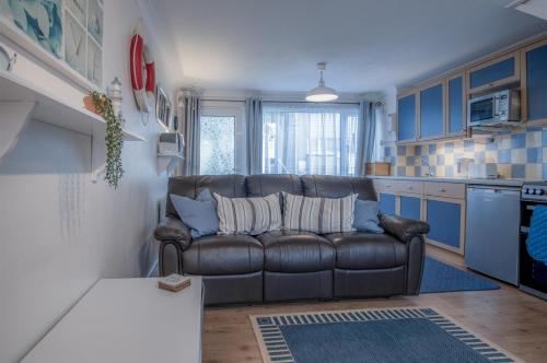 Trewent Park - 2 Bedroom Chalet - Freshwater East