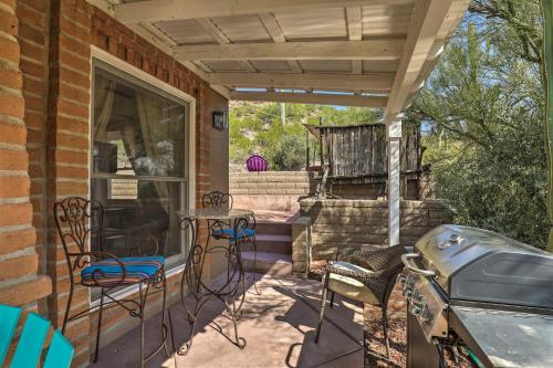 Esperanza - Quaint Tucson Home with Hot Tub and Patio