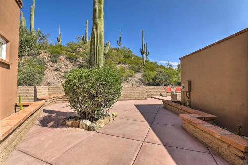 Esperanza - Quaint Tucson Home with Hot Tub and Patio