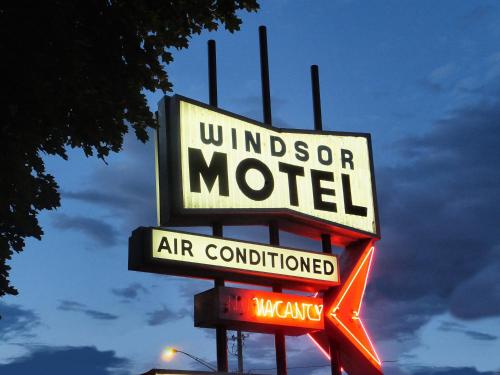 . Windsor Motel