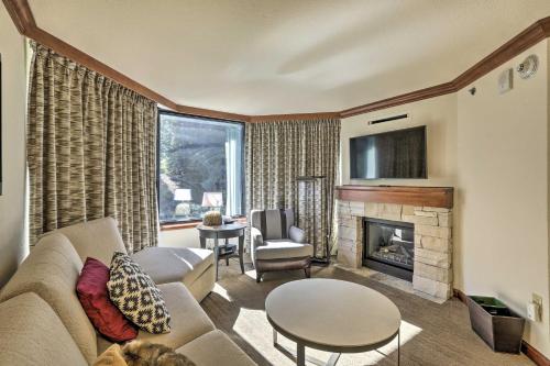 Ski-InandOut Squaw Valley Condo Year-Round Retreat!