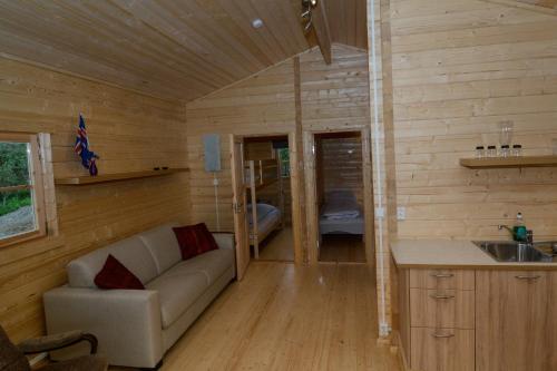 Bragdavellir Cottages - image 3