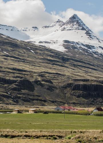 Bragdavellir Cottages - image 12