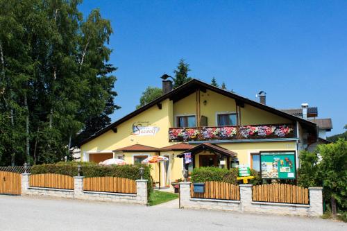 Restaurant Pension Seewolf, Pension in Gutenbrunn bei Neukirchen am Ostrong