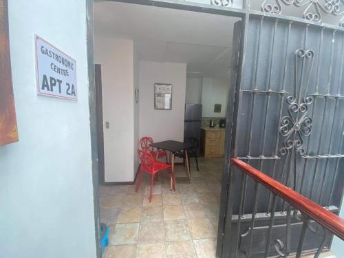 Two-Bedroom Apartment/Home Office in San Jose Center