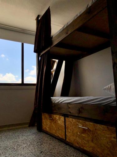 Bunk Bed in Mixed Dormitory Room image 4