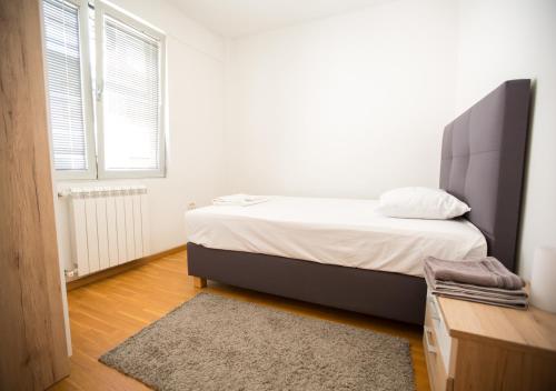 Three Bedroom Apartment Near City Center, Skopje (fotografie 8)