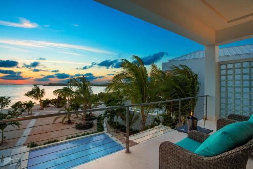 SulMare at Taylor Bay Luxury villas in Five Cays