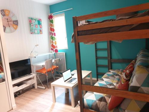 Studio Simplicien *Cosy* plein centre ville de Poitiers *TV* Wifi *Café*