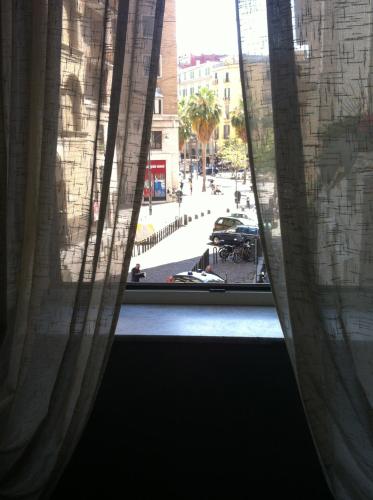 Double Room image 6