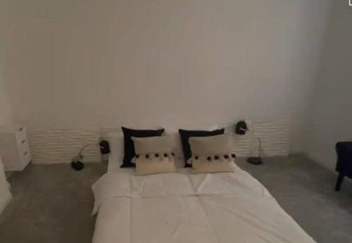 Fully furnished and stylishly decorated apartments (Flat 3)