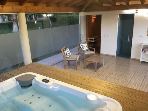 Spa, Family Country House in Estoi