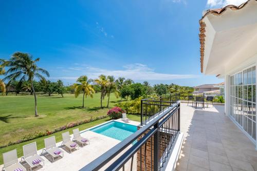 Villa with Private Pool image 2
