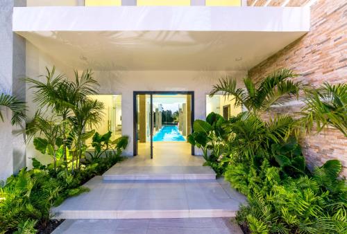 Superior Villa image 3
